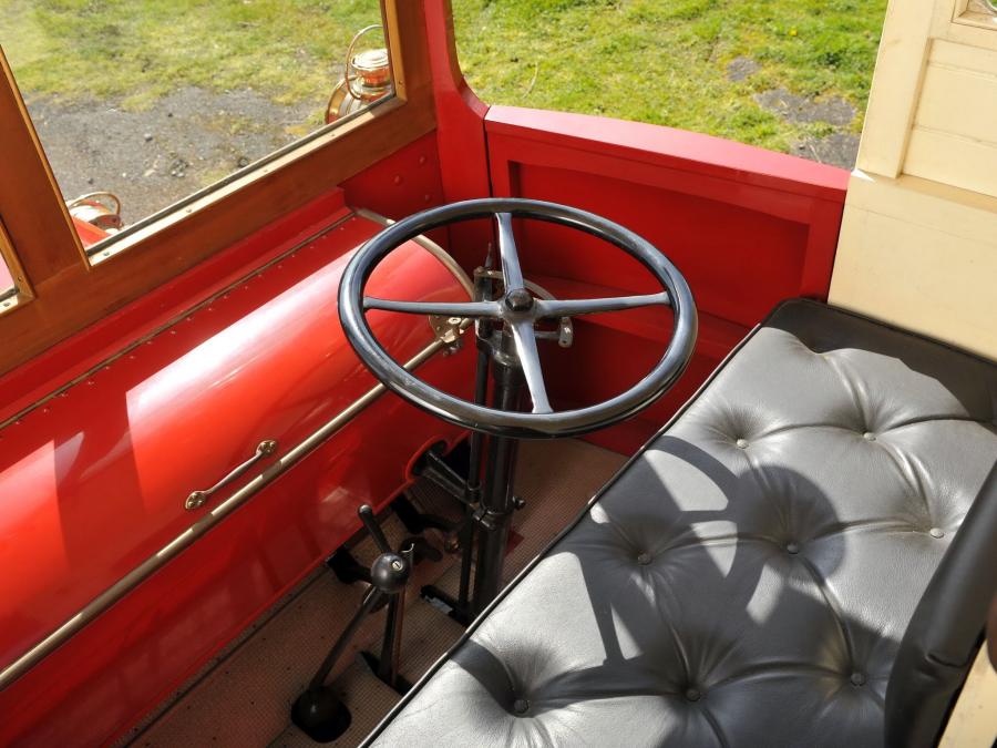 Интерьер Maxwell Delivery Truck 1917 года  (фото 3 из 7)